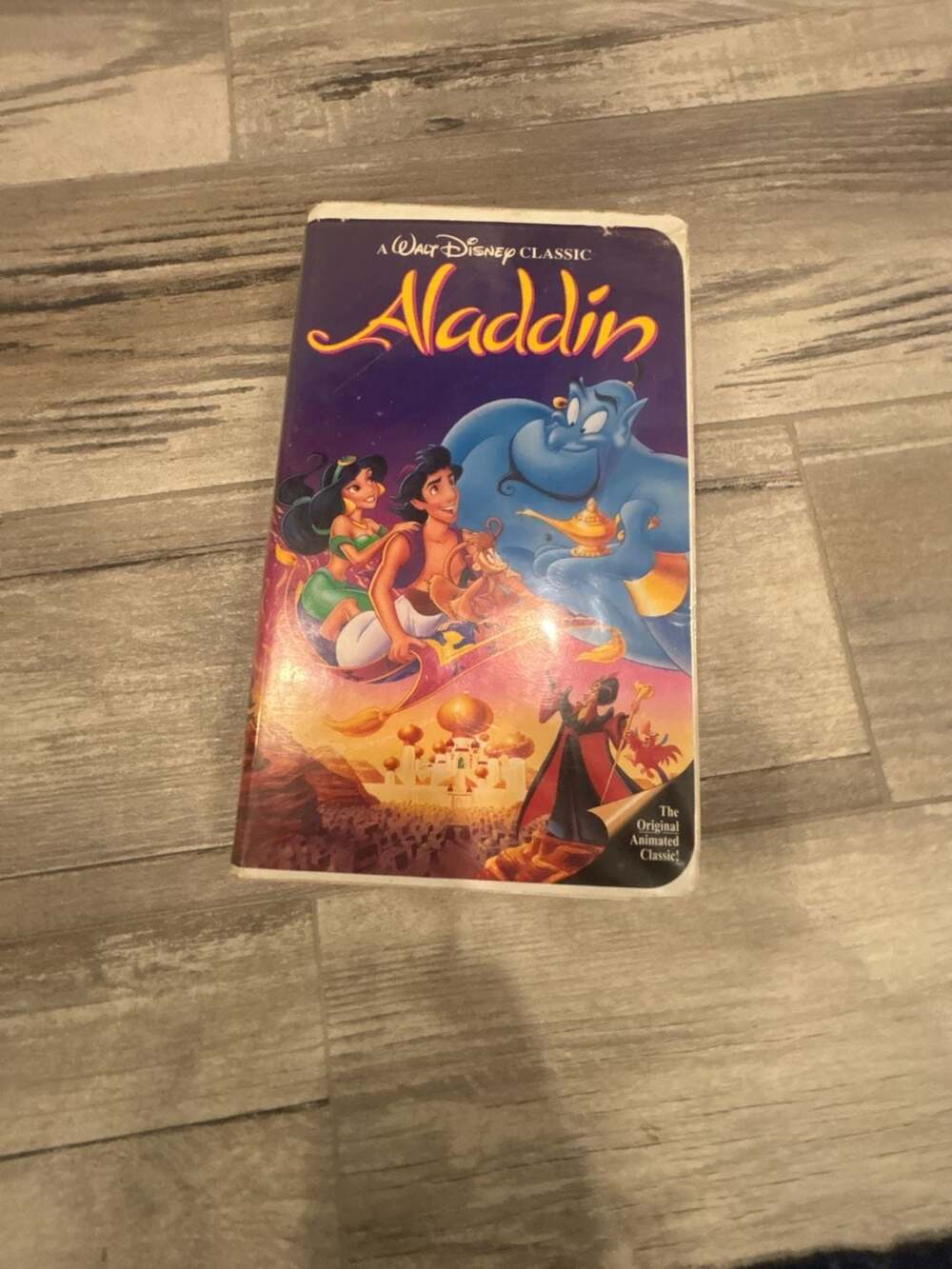 Walt Disney Classics Aladdin VHS Tape